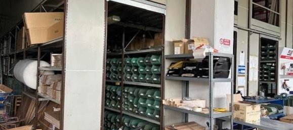 1380m² Building in Corsico, Italy No. 113999 12