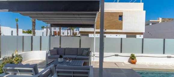 Villa de 4 dormitorios en Alicante, Spain No. 190449 30