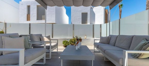 Villa de 4 dormitorios en Alicante, Spain No. 190449 40