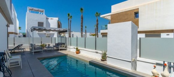 Villa de 4 dormitorios en Alicante, Spain No. 190449 37