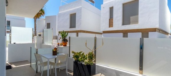 Villa de 4 dormitorios en Alicante, Spain No. 190449 32