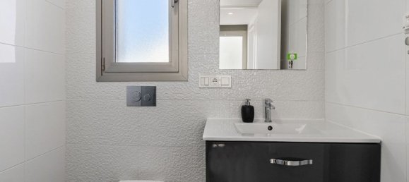 Villa de 4 dormitorios en Alicante, Spain No. 190449 9