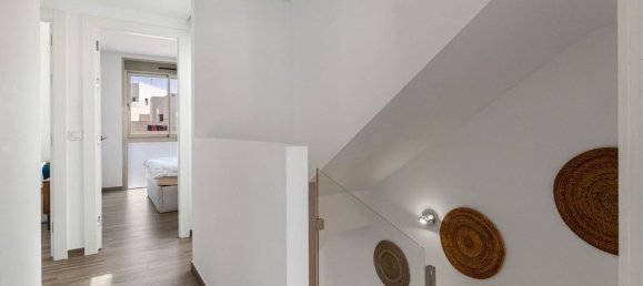 Villa de 4 dormitorios en Alicante, Spain No. 190449 20