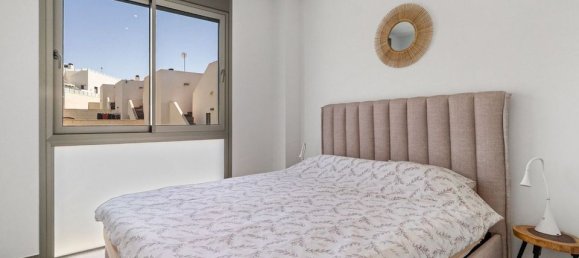 Villa de 4 dormitorios en Alicante, Spain No. 190449 17