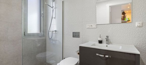 Villa de 4 dormitorios en Alicante, Spain No. 190449 8