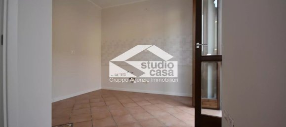 4 chambres Maison à Cumignano sul Naviglio, Italy No. 361956 8