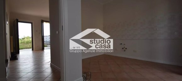 4 chambres Maison à Cumignano sul Naviglio, Italy No. 361956 7