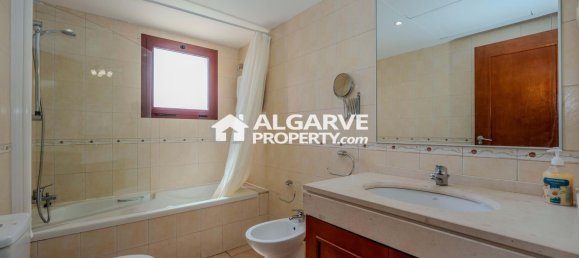 4 غرف نوم تاون هاوس في Quarteira, Portugal رقم 233608 19