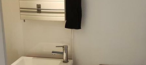 63m² Office in Montpellier, France No. 355618 4