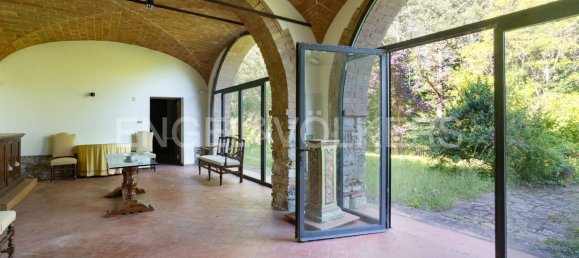 7 bedrooms House in Poggibonsi, Italy No. 295169 5