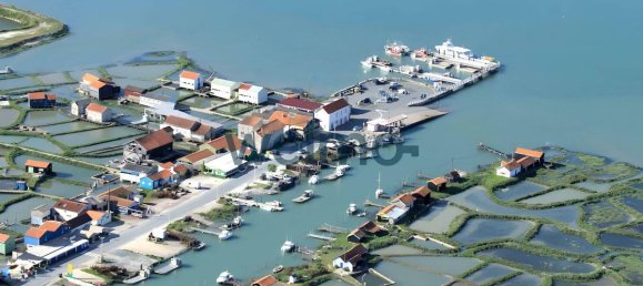 Casa de 3 dormitorios en La Tremblade, France No. 277469 31