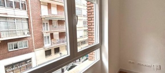 6 chambres Appartement à Madrid, Spain No. 124642 32