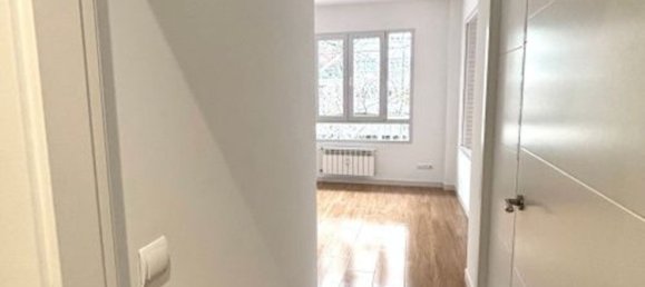 6 chambres Appartement à Madrid, Spain No. 124642 4