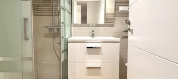 6 chambres Appartement à Madrid, Spain No. 124642 8