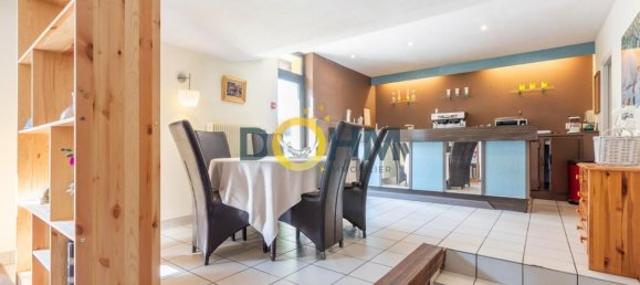 3 rooms House in Langeac, France No. 335378 3