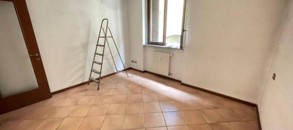 3 rooms Apartment in Villa Cortese, Italy No. 134110 16
