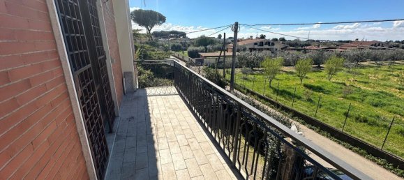 2 rooms Apartment in Albano Laziale, Italy No. 60831 2
