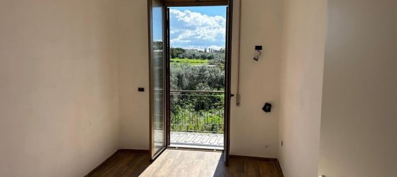 2 rooms Apartment in Albano Laziale, Italy No. 60831 11