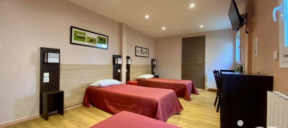 40 Schlafzimmer Gebäude in Fayet, France, Nr. 56597 5