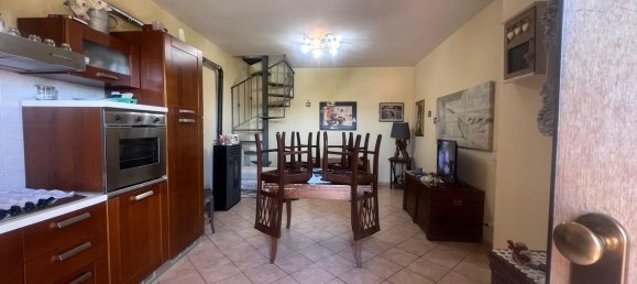 Dúplex de 3 habitaciónes en Cave, Italy No. 304308 2