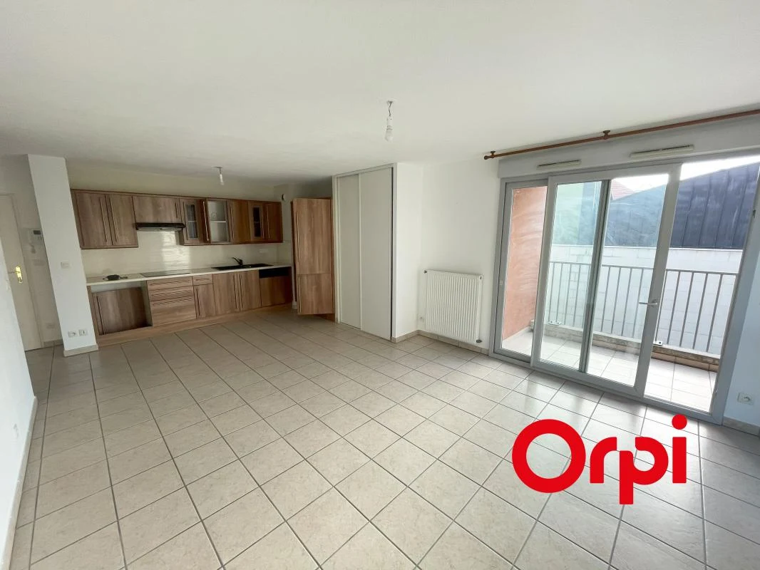 Квартира с 2 спальнями в Рон, Франция № 351115