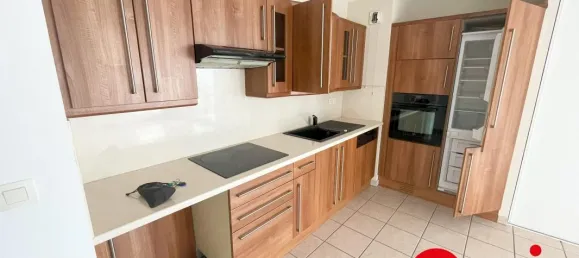 Квартира с 2 спальнями в Рон, Франция № 351115 3