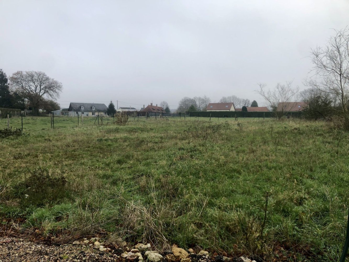 Terreno en Sommery, France 1200 m² No. 111405