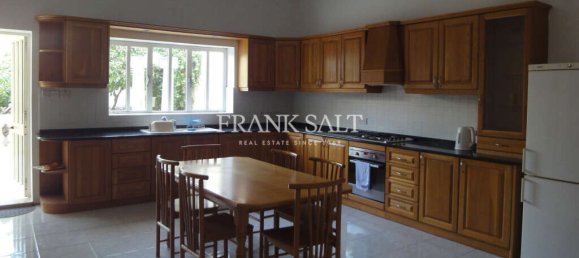 3 bedrooms House in Attard, Malta No. 3674 3