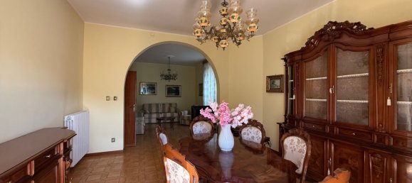 Casa de 7 habitaciónes en Frosinone, Italy No. 285958 5