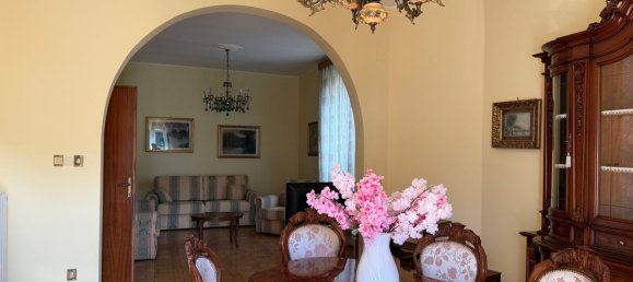 Casa de 7 habitaciónes en Frosinone, Italy No. 285958 3