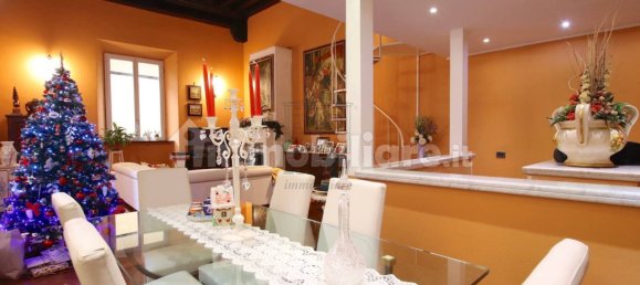 3 bedrooms Apartment in Lucca, Italy No. 11960 5