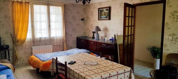 Villa de 2 dormitorios en Mouzillon, France No. 342022 2