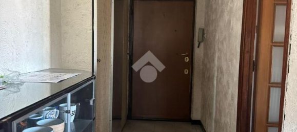 4 rooms Apartment in Rome, Italy No. 156873 6