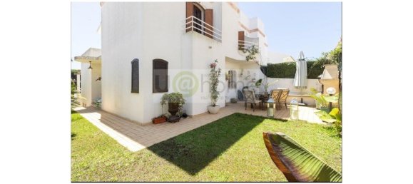 4 غرف نوم منزل في Quarteira, Portugal رقم 345705 26