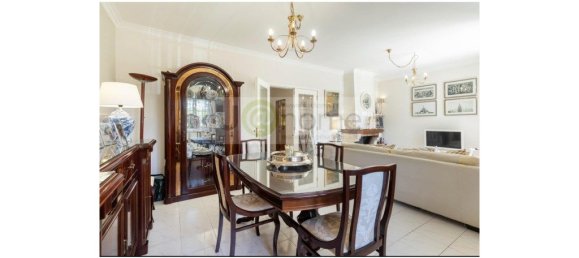 4 غرف نوم منزل في Quarteira, Portugal رقم 345705 9