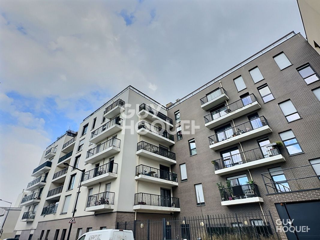 2 bedrooms Apartment in Aubervilliers, France No. 129810