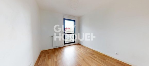 2 bedrooms Apartment in Aubervilliers, France No. 129810 6