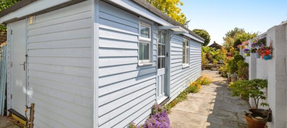 3 bedrooms House in South Hayling, United Kingdom No. 10647 45