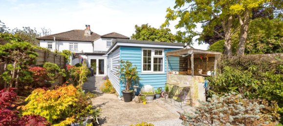 3 bedrooms House in South Hayling, United Kingdom No. 10647 6