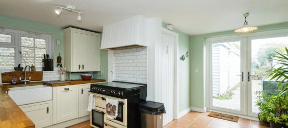 3 bedrooms House in South Hayling, United Kingdom No. 10647 20