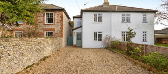 3 bedrooms House in South Hayling, United Kingdom No. 10647 58