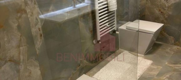 Apartamento de 3 dormitorios en Brescia, Italy No. 160365 20