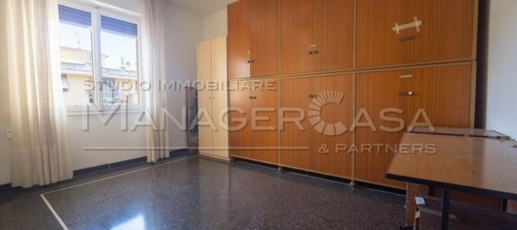 3 bedrooms Apartment in Genoa, Italy No. 377892 32