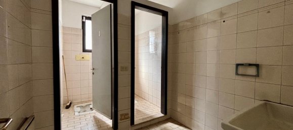 Lagerhaus in Carpi, Italy 280m², Nr. 329354 9