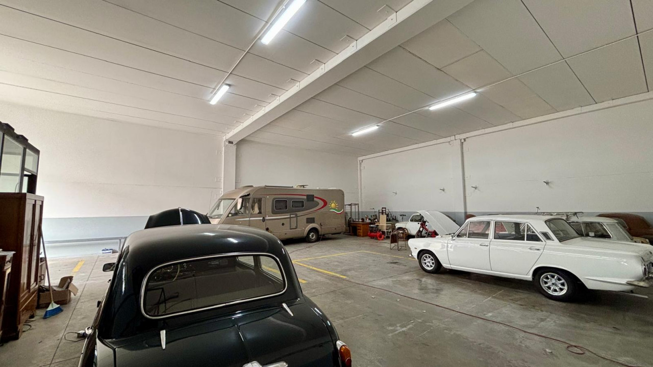 Lagerhaus in Carpi, Italy 280m², Nr. 329354