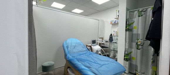 Propiedad comercial de 2 habitaciónes en Udine, Italy No. 329014 19