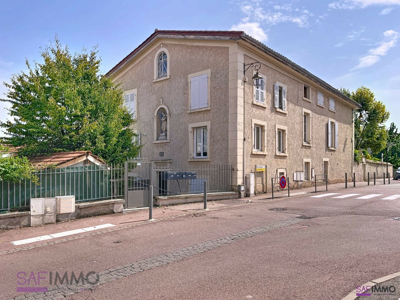 Studio in Chaponost, France, Nr. 358558