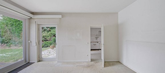 6 rooms House in Krefeld, Germany No. 110168 10