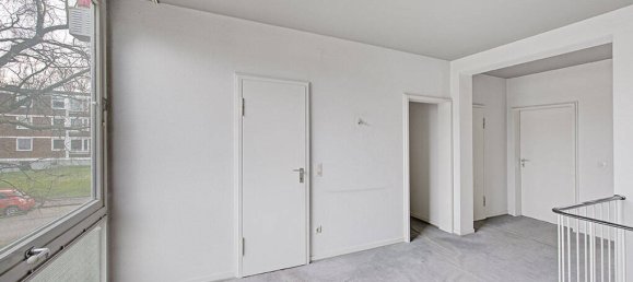 6 rooms House in Krefeld, Germany No. 110168 12