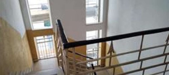 2-salle Appartement à Monza, Italy No. 186896 12